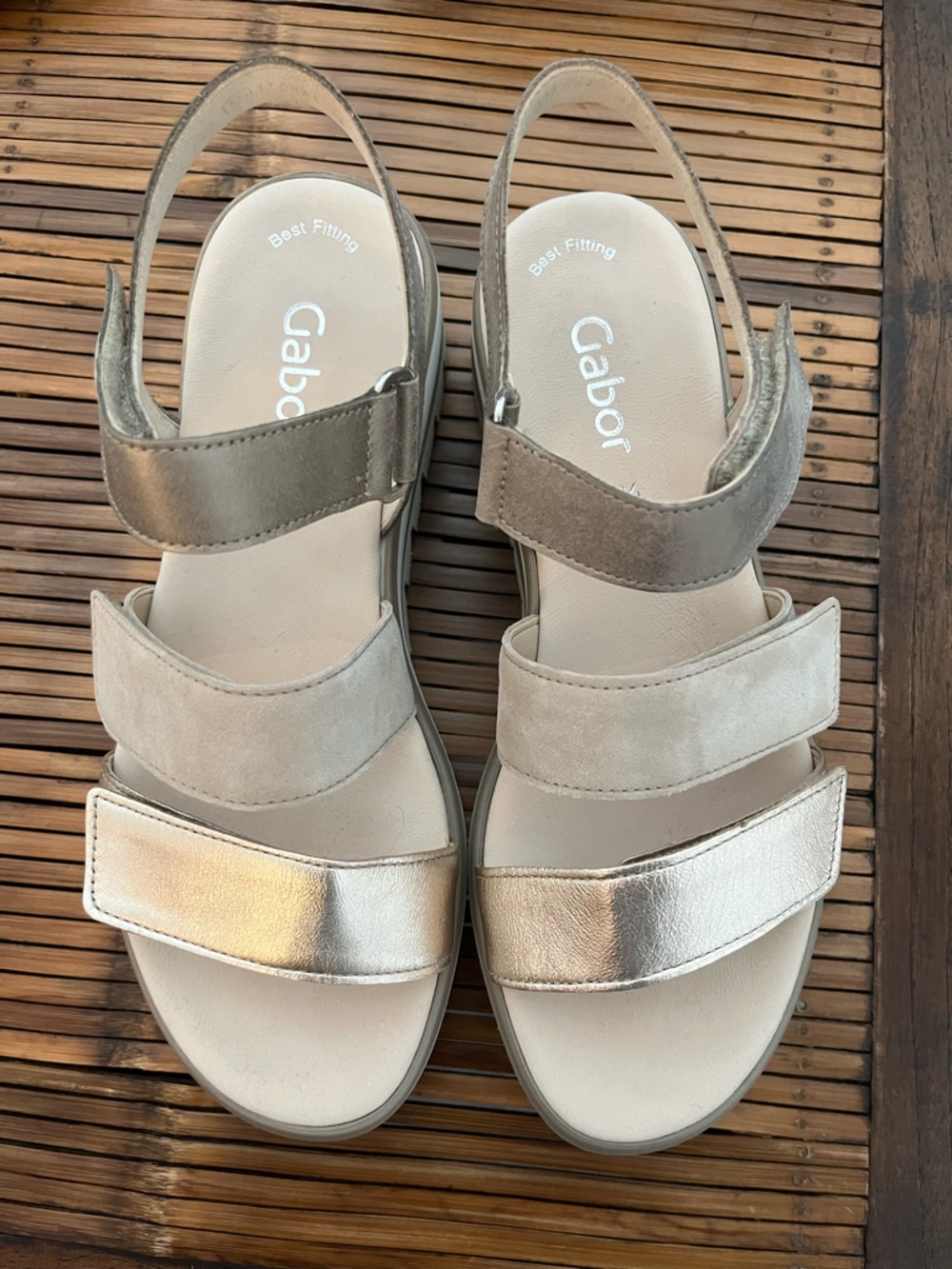 Gabor Women's Metallic Silver & Beige Adjustable Sandals, New in box, Size 8